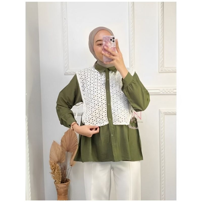 Kemeja brukat kombinasi salir dan motif polos