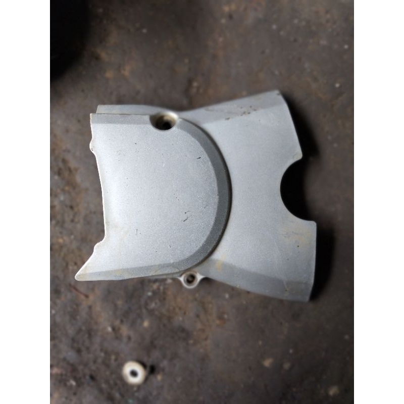tutup gear depan honda karisma (original)