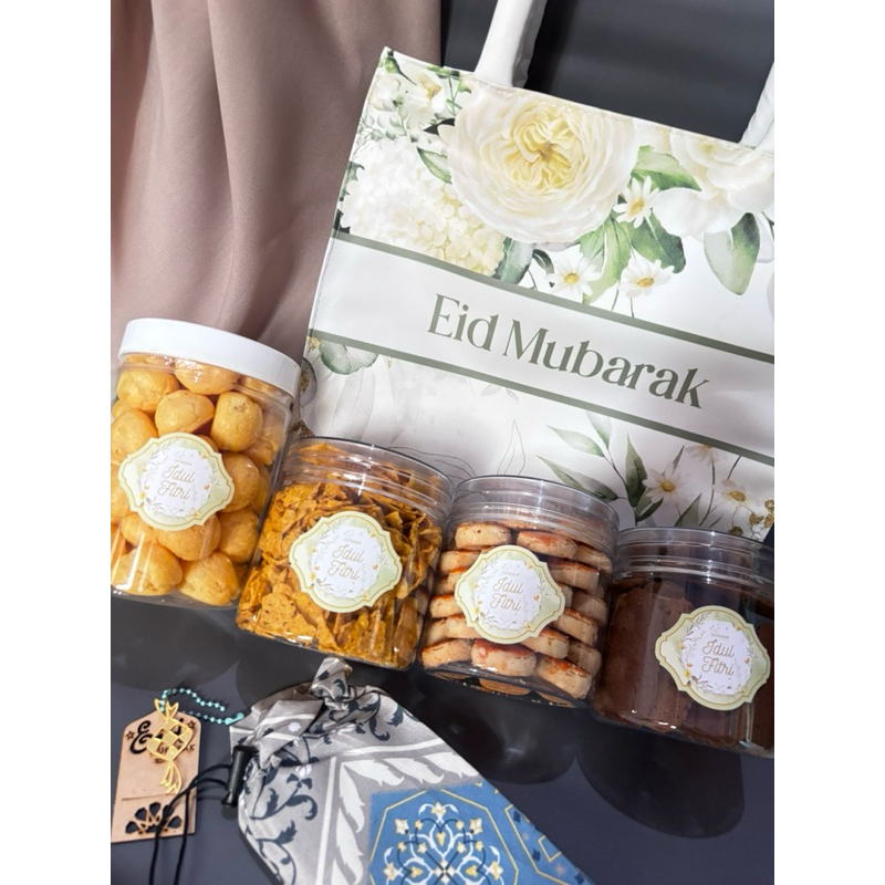 

[RAYAXSEL] Hampers Lebaran Lily Set