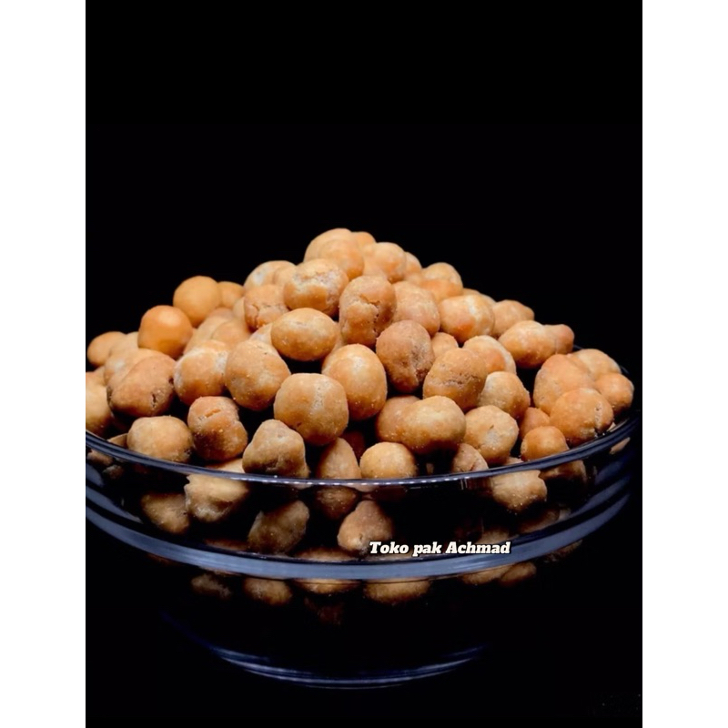 

Toko pak Achmad- Kacang telor Hawai kacang jadul