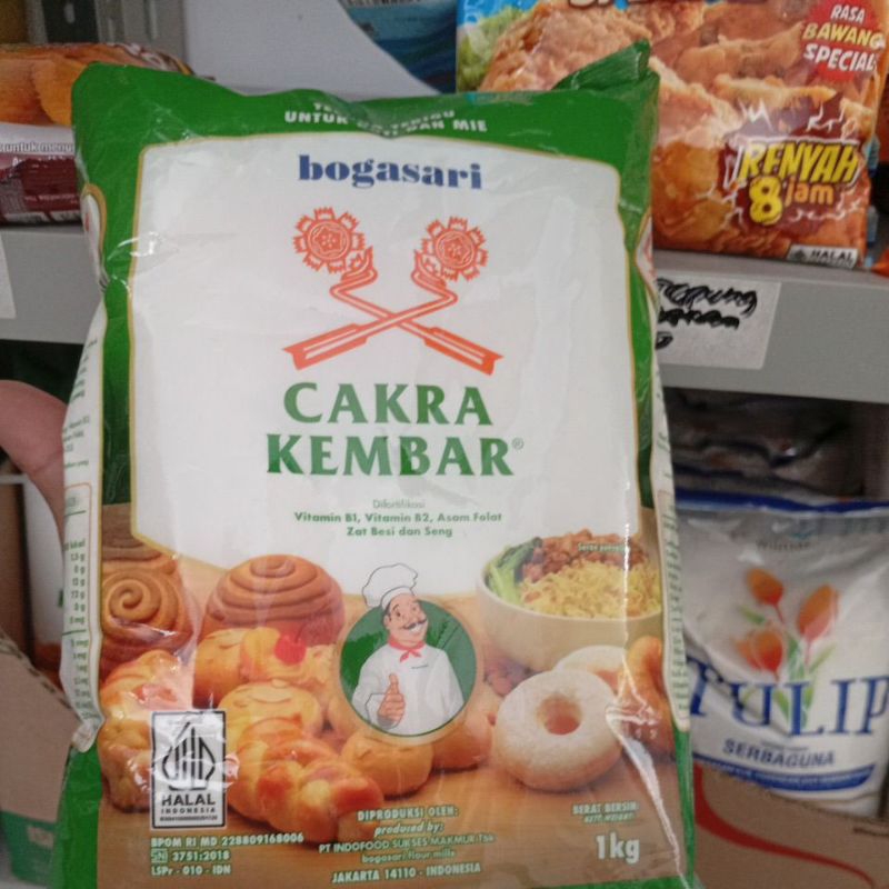 

Bogasari tepung terigu Cakra kembar UK 1kg