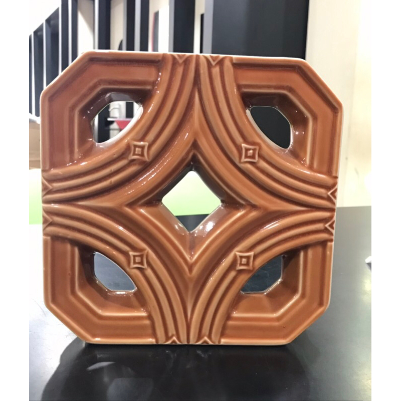 Roster Keramik/Angin2/Batu Krawang Rattana Brown 20x20 CM