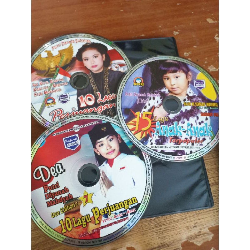 KASET VCD LAGU ANAK PERJUANGAN &15 LAGU ANAK ANAK TANPA COFER BONUS BOX