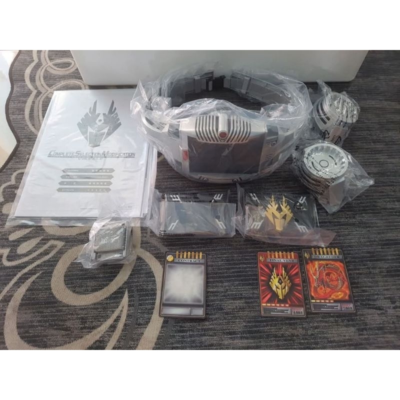 CSM Kamen Rider Ryuki Set Sesuai Gambar Ori Bandai Rare