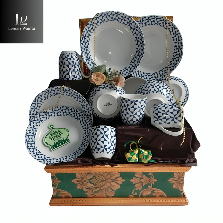 

Parcel Hampers Dinner Set Mevvah Luxury Lebaran 2025 (46)