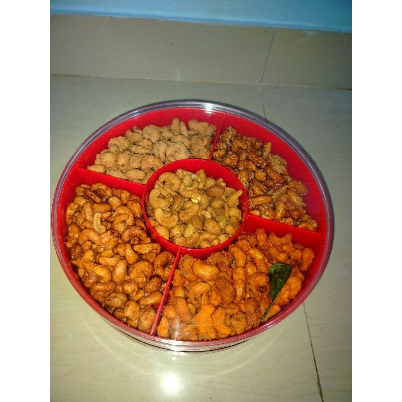 

PROMO TERMURAH!!! kacang Mede tray 5 rasa terbaru