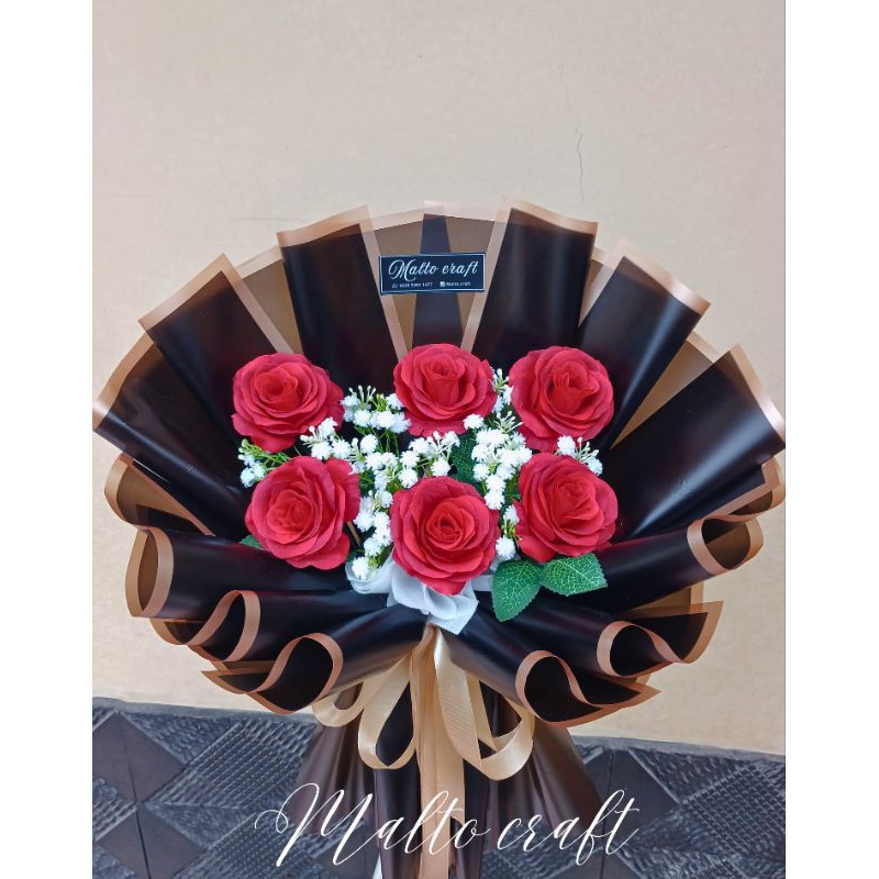 MC - BUKET BUNGA MAWAR MERAH / MAWAR BIRU / BUKET GRADUATION/ BUKET TUNANGAN / BUKET VALENTINE / BUK