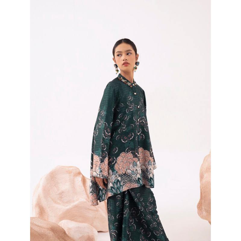 Disya Tunic Emerald Green - Aleza Label | Tunik Wanita | Baju Raya 2025