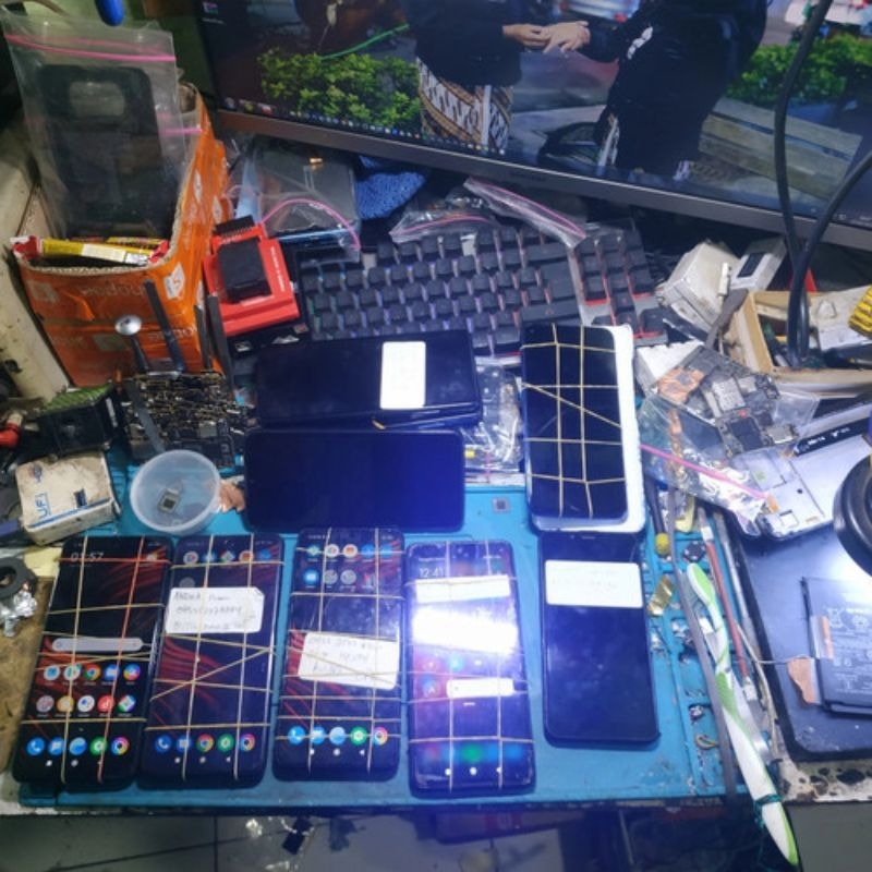 Jasa Servis Hp Ganti Lcd Android dan iPhone