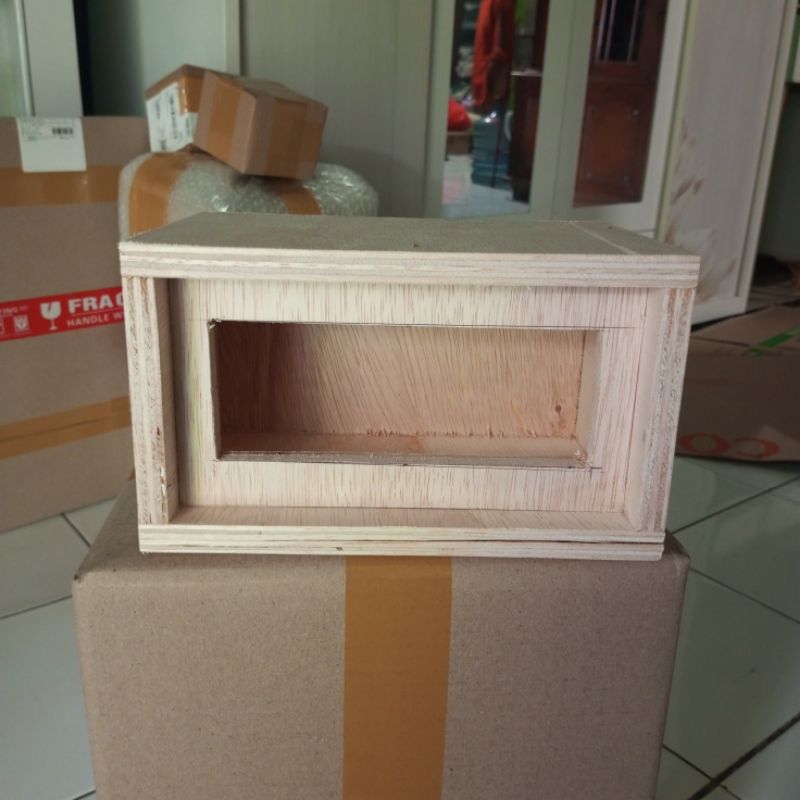 Box power amplifier D10 bahan triplek 12mm