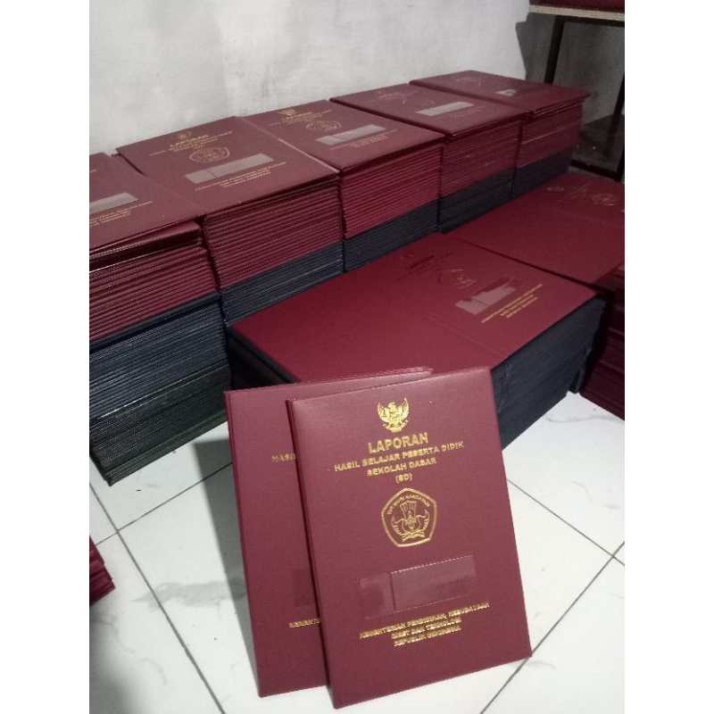 

Sampul Raport Sekolah Dasar || Cover Raport SD. Isi 8 Lembar (Umum)