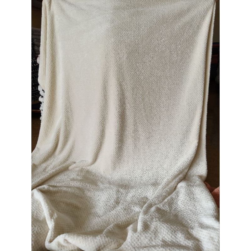 Selimut Bulu Rasfur/ Selimut Bulu Halus/ Selimut Tebal/ Selimut Woll
