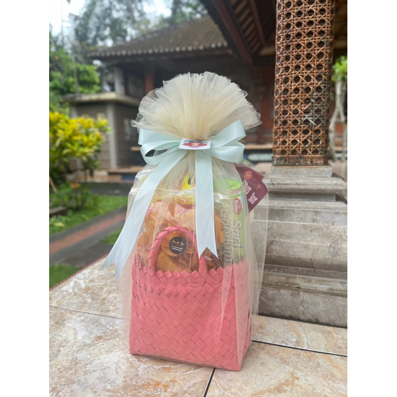 

Parcel Galungan Kuningan Nyepi✨✨