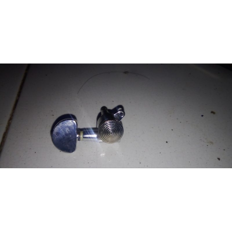 Dryer Gitar (Tunning Machine) Locking satuan Second