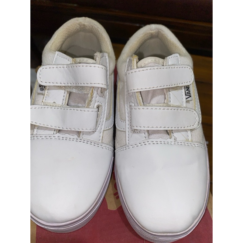 Vans off to the wall kids ( Sepatu Vans anak)