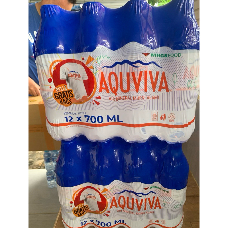 

[INSTANT BANJARMASIN] AQUVIVA WINGSFOOD AIR MINERAL BOTOL 700ml isi 12 ,BELI 2 DUS BONUS BAJU KAOS