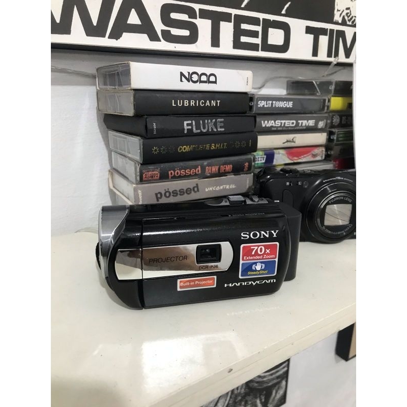 handycam Sony dcr-pj6e