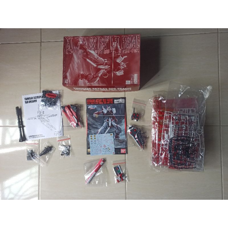 Mg 1/100 Gundam Astray Red Frame  P-Bandai (second) + Backpack Red Dragon KW