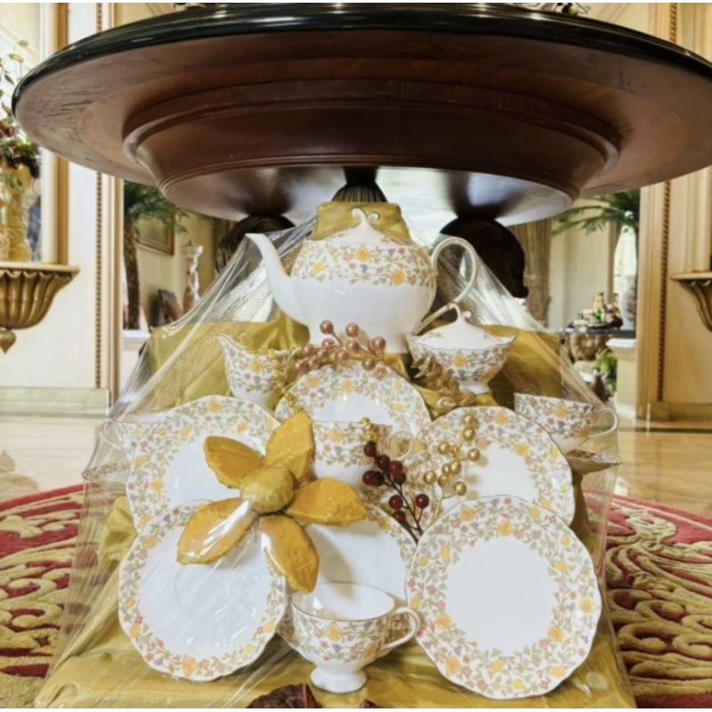 Hampers Parcel Tea Pot Set Tea Cup Narumi Fitria Mewah Cantik