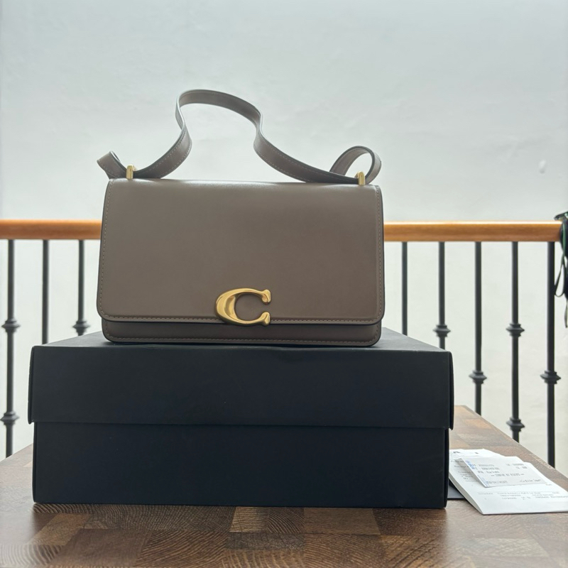 coach bandit preloved like new