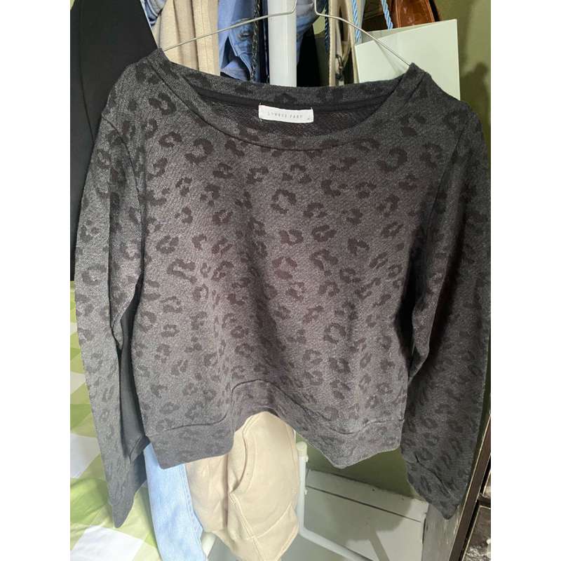 (preloved) sweater lowrys farm