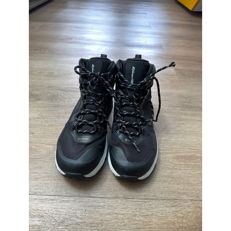 sepatu outdoor tnf