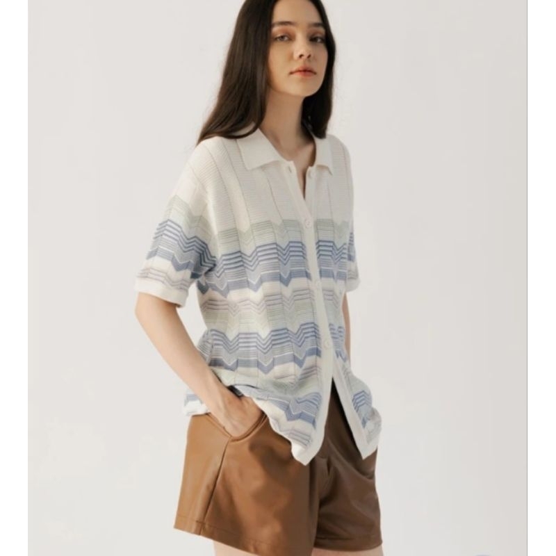 𝗣𝗿𝗲𝗹𝗼𝘃𝗲𝗱-atasan/top: jimi knit shirt wavy from duma official//white polo ribbon top from day and nig