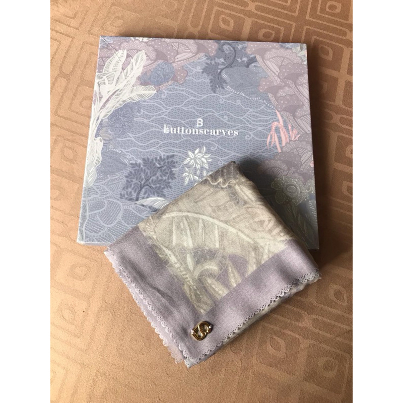 (preloved) buttonscarves nusantara oasis