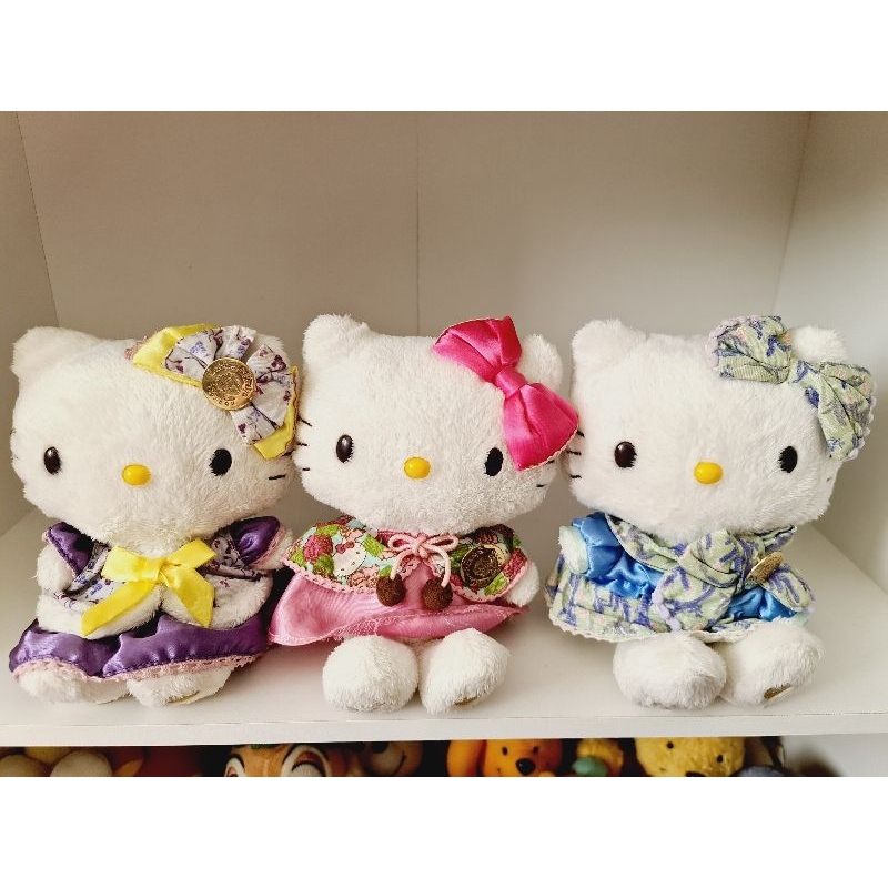 Hello Kitty x Crabtree & Evelyn Plushie