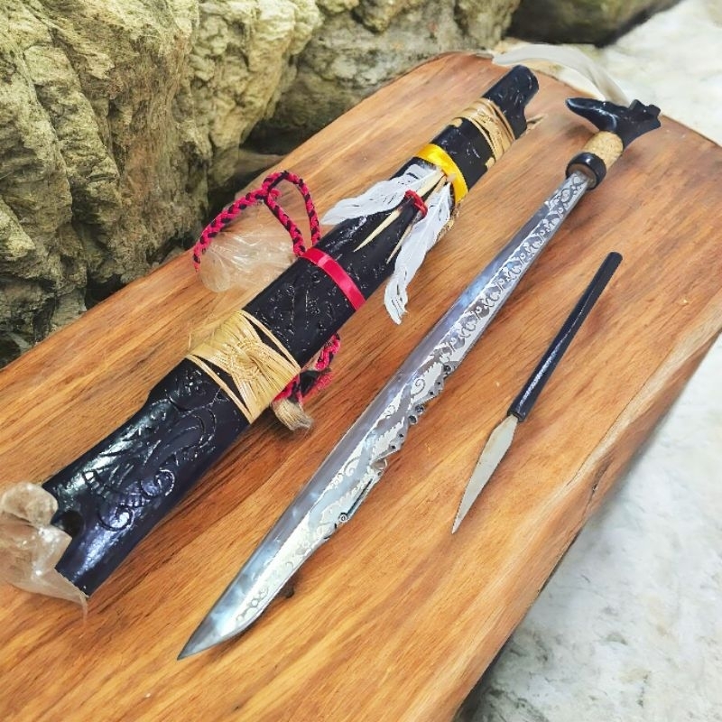 Mandau Kalimantan Asli 80cm  Baja Putih, Gagang & Sarung Kayu Meranti + Bonus Tali