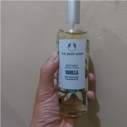parfum The Body Shop Vanilla body mist 100ml / parfum the body shop Vanila body mist 100ml