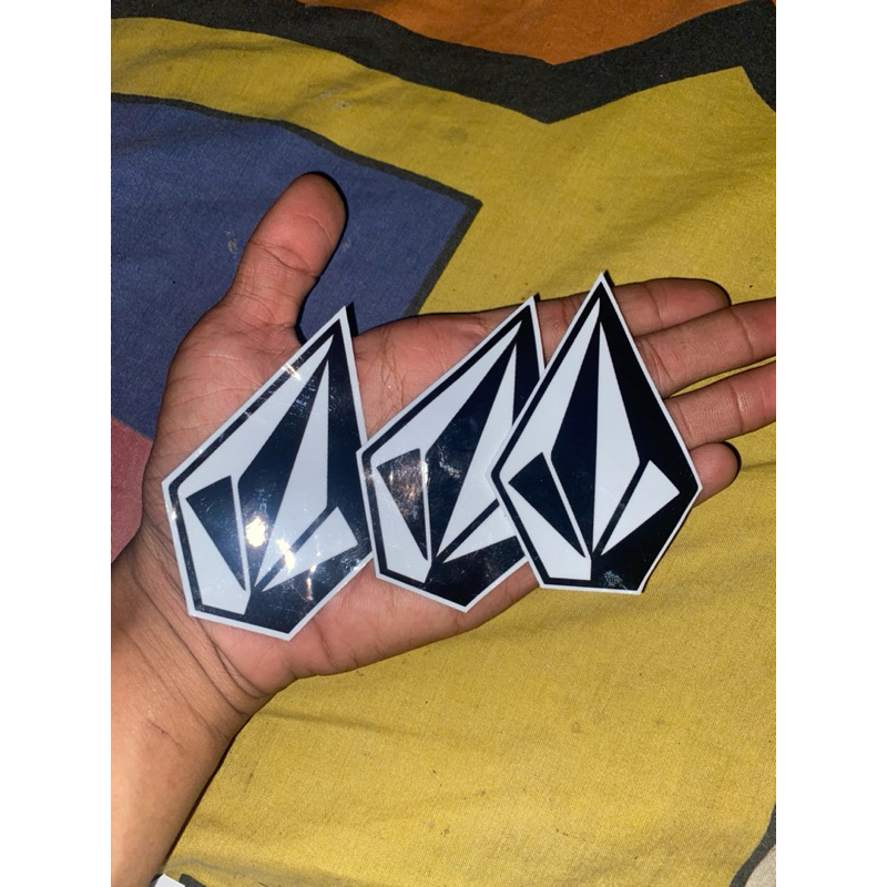 

STIKER VOLCOM HARGA SATUAN STIKER ANAK MUDA CUTTING