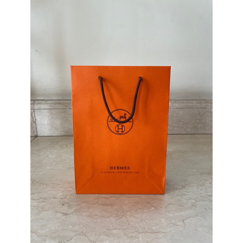 

Authentic Paper Bag H