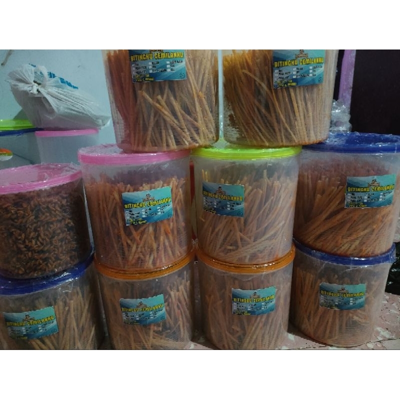BITING MIE LIDI TOPLES