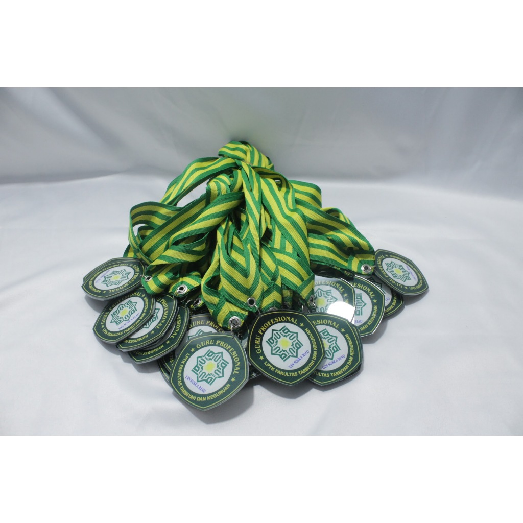 Medali wisuda, medali akrilik, medali Akrilik Print UV, Medali pekanbaru