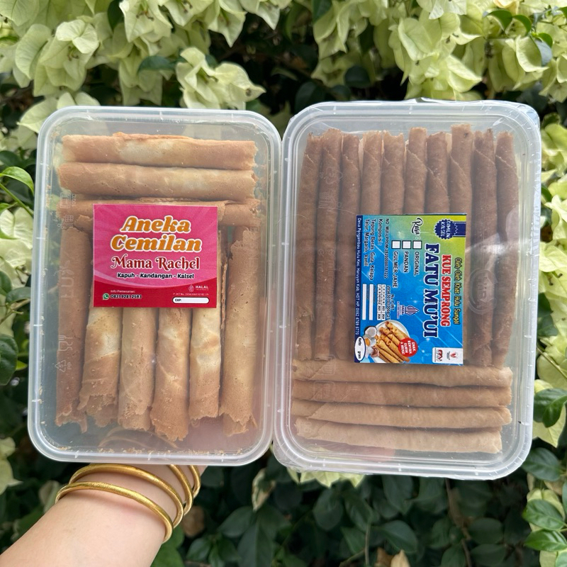 

Kue Semprong / Kue Roko (kemasan toples)