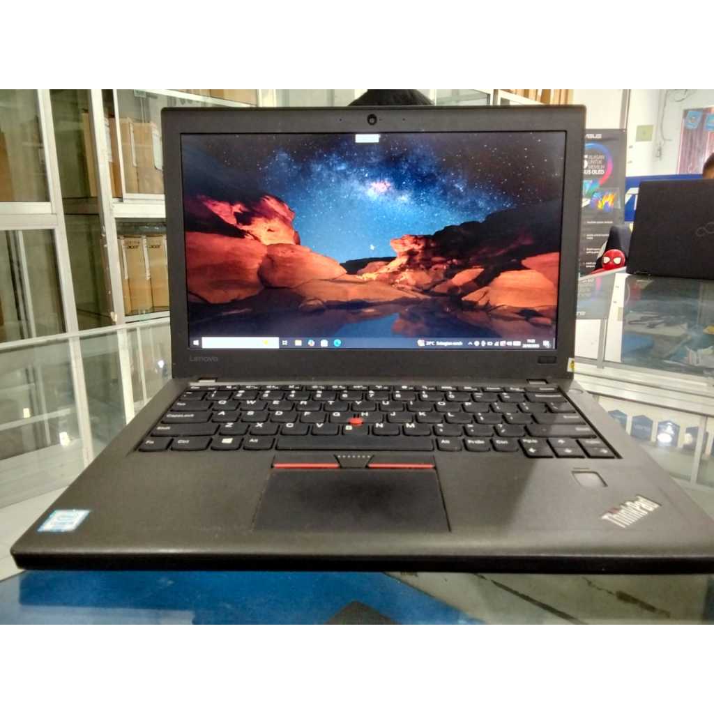 Laptop Murah Lenovo Thinkpad X270 Core i5-7300U RAM 8 GB SSD 256 GB 12,5" HD