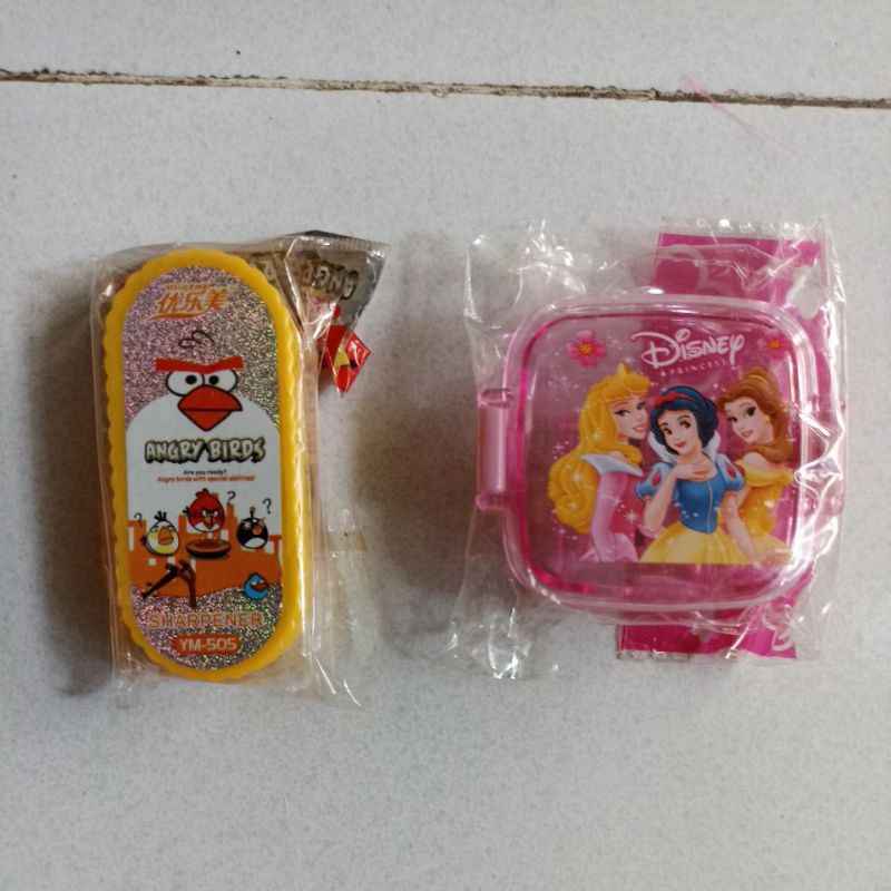 

Rautan Pensil Kayu Karakter