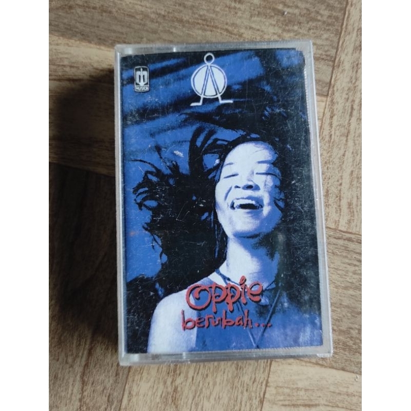 kaset pita OPPIE "berubah"