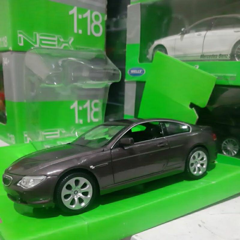 Diecast Welly Skala 1:24 BMW 645Ci Ungu Baru Bukan Bekas Komplit