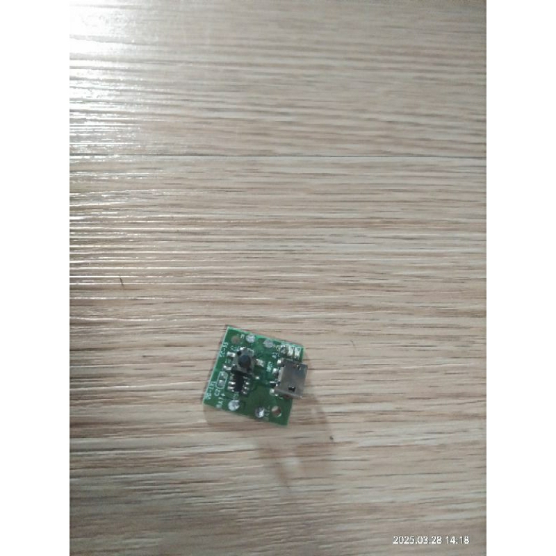 Modul mini charger baterai 3,7V input 5V micro usb output 3,7-4,1V