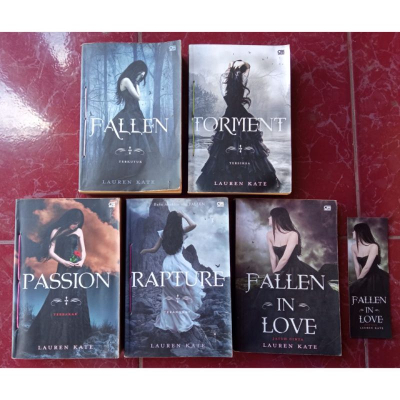 Paket novel 5 buku seri Fallen - Lauren Kate (Fallen - Torment - Passion - Rapture - Fallen in Love)