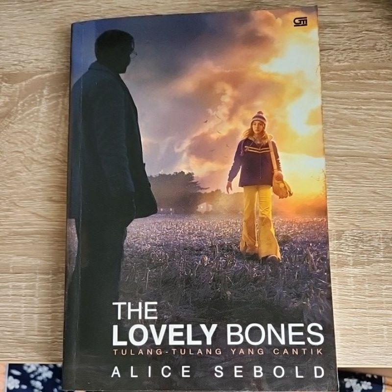 The Lovely Bones (Tulang-Tulang yang Cantik)