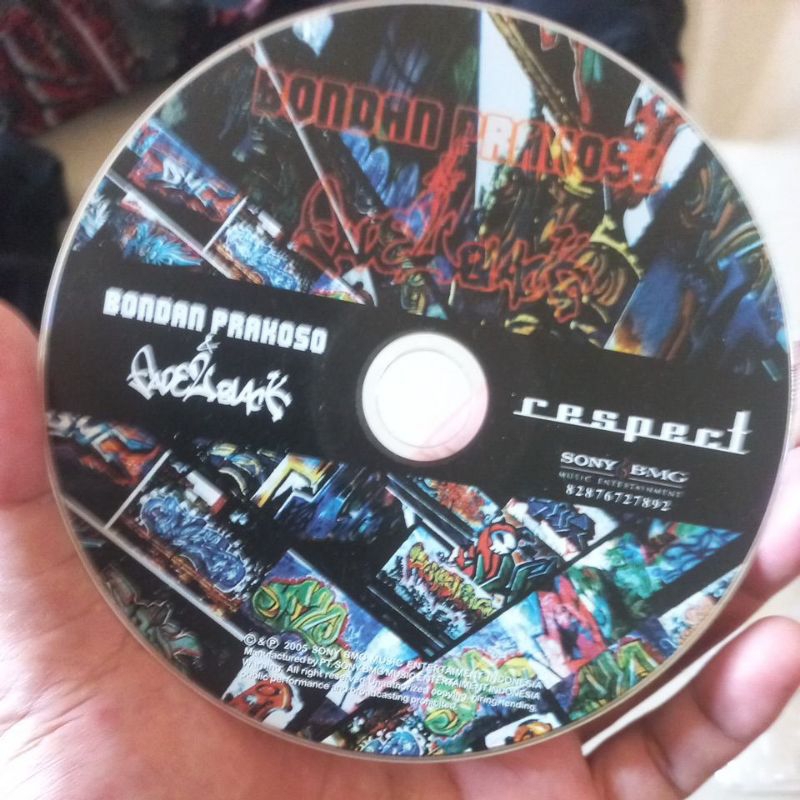 CD BONDAN PRAKOSO & FADE 2 BLACK - RESPECT HANYA DISK TANPA COVER