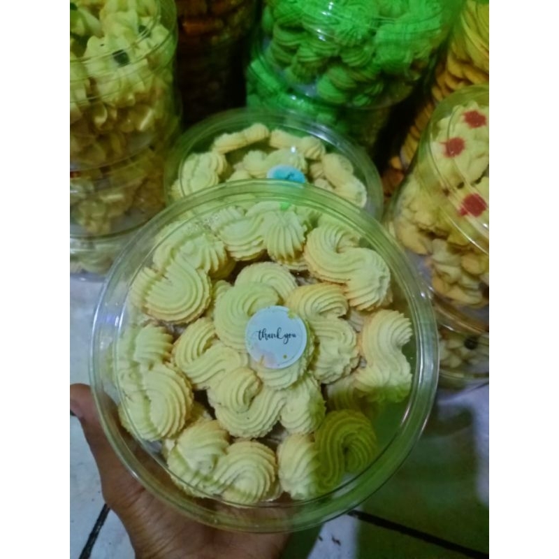 

kue lebaran enak
