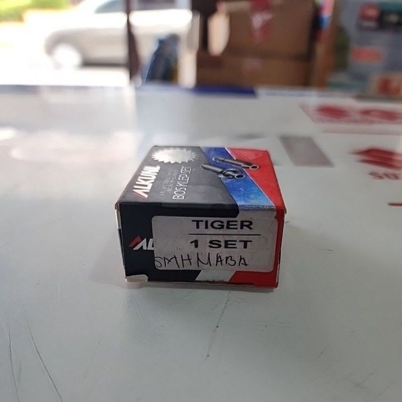 Bos Klep Set Tiger Merek Milkuni
