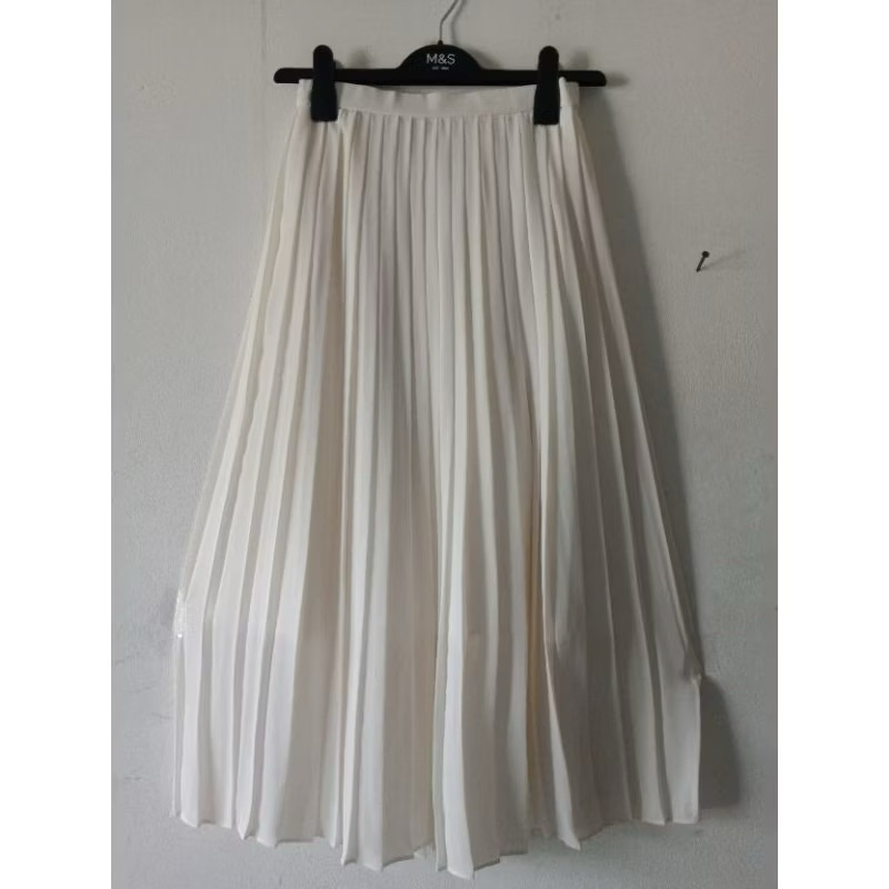 Plisket Uniqlo Rapi (S)