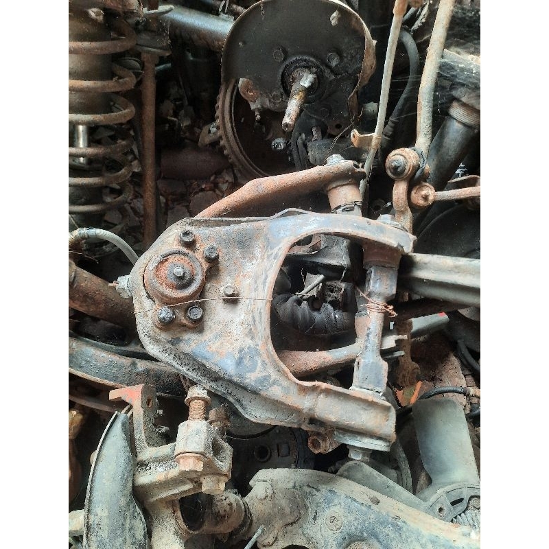 sayap atas chevrolet luv