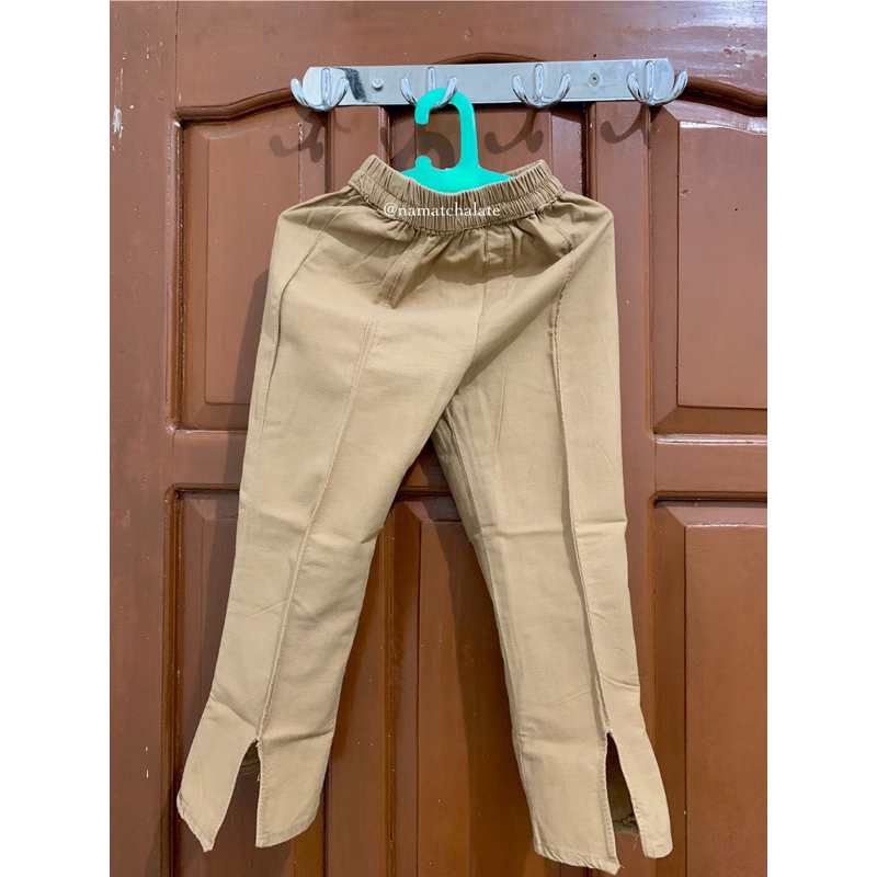 Preloved Caralyn.id Kulot Anak Perempuan Cut Bray