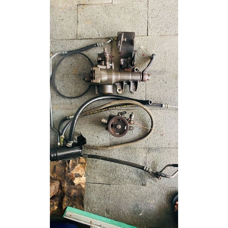 WORM CROWN UNTUK POWER STEERING KATANA PNP 1SET